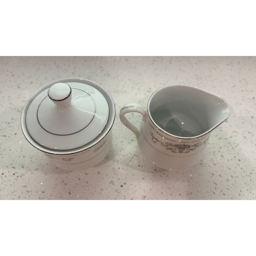 Vintage Diane Fine Porcelain Japan Creamer Sugar Bowl Lid Set Platinum Trim - Picture 2 of 6